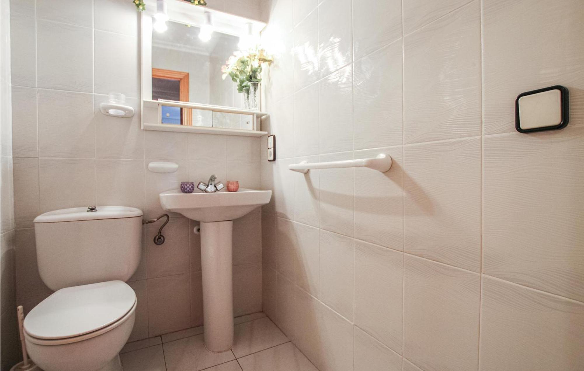 Beautiful Apartment In Santa Pola With Wifi Екстериор снимка